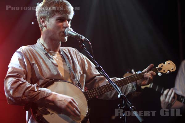 JOHNNY FLYNN - 2010-04-21 - PARIS - La Fleche d'Or - 